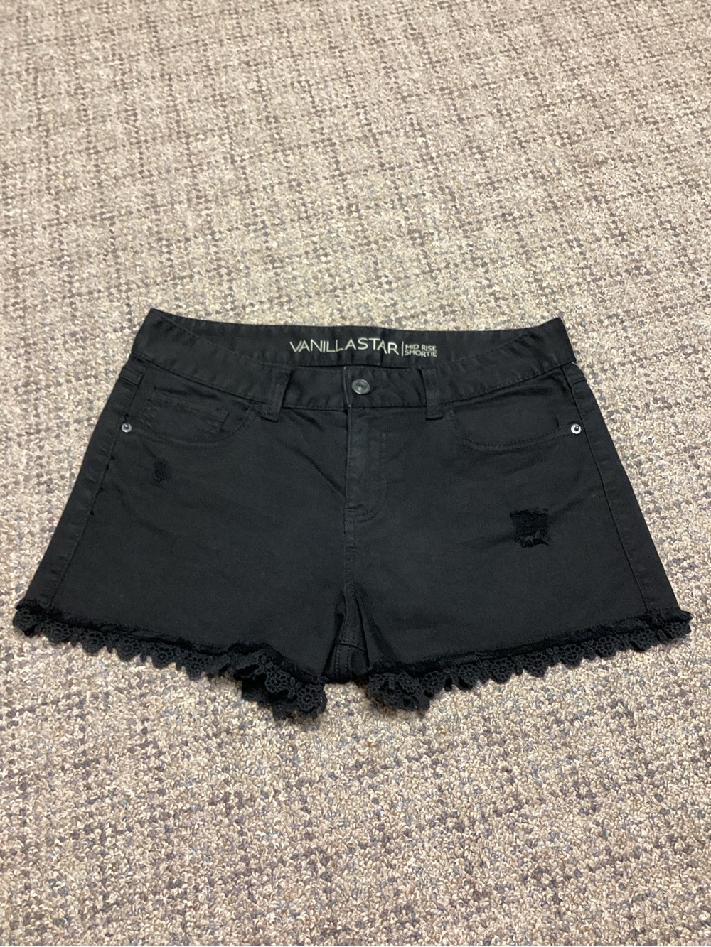 Vanilla Star Black Mid Rise Shortie Lace Crochet Hem Shorts * Size 7